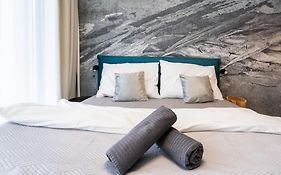 Parkside Harmony Apartment - Brno